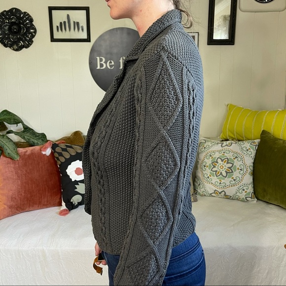 Lisli cable knit Gray button up cardigan size 4 - Picture 2 of 9